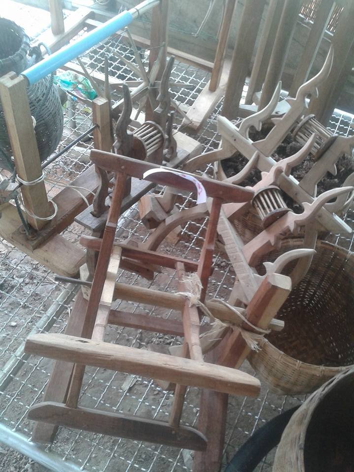 520299887_3886936731602489_8646256005124831963_n บ้านพญาราม ผ้าไหมงามเมืองสุรินทร์: แหล่งเรียนรู้วัฒนธรรมไหมครบวงจร