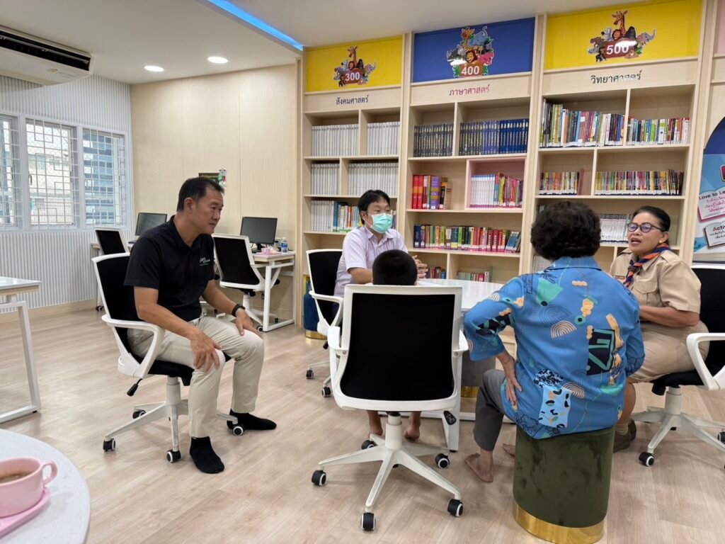 S__144957711_0-1024x768 "คลินิกสมาธิดี" โครงการร่วมมือโรงเรียน-โรงพยาบาลสุรินทร์ ดูแลเด็กกลุ่มเสี่ยงสมาธิสั้น-ซึมเศร้า