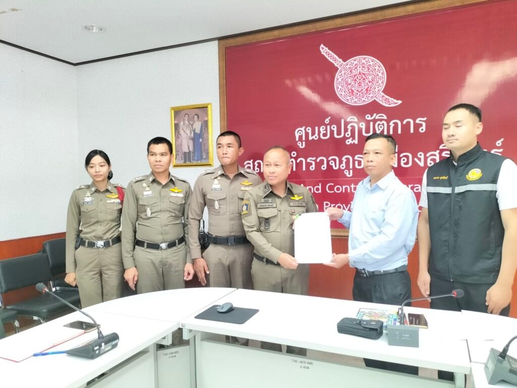 357477_0-1024x768 ผู้ว่าฯ สุรินทร์เดือด! สั่งดำเนินคดีกลุ่มโซเชียลโพสต์ใส่ร้ายจังหวัดนำของบริจาคไปประมูลขาย