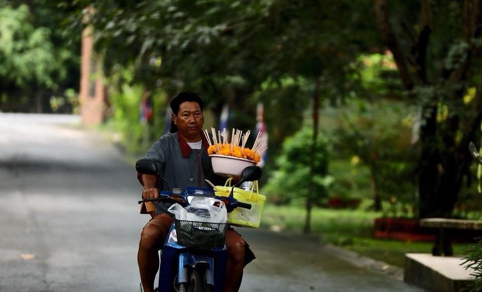 42634010_2048032171906211_1612513276208349184_n ประเพณีบุญข้าวประดับดิน : มรดกอีสานแห่งการอุทิศส่วนกุศลสู่ผู้ล่วงลับ