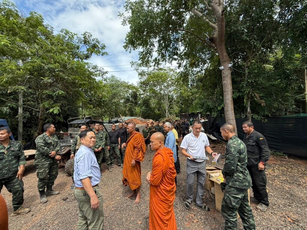 S__145850444_0-1024x768 ในวิกฤตชายแดนสุรินทร์ “ไกรสร กองฉลาด” ลูกชายผู้ไม่ลืมเลือนบ้านเกิด