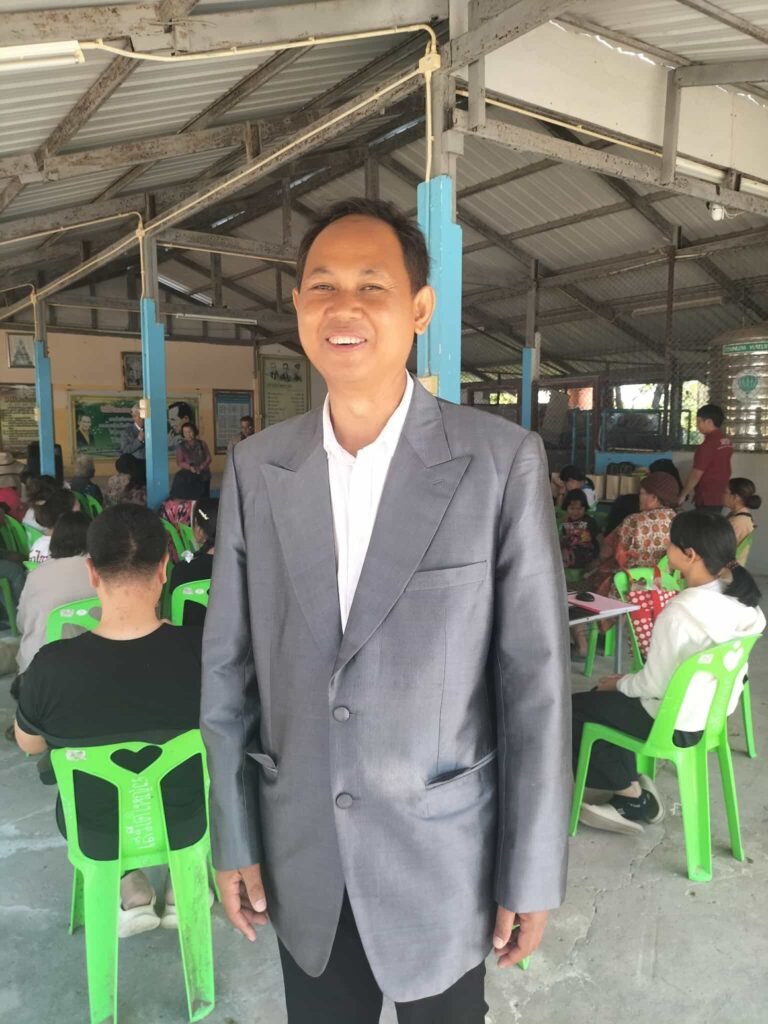 033591AA-B645-41D0-AD3C-E764021FB18C-768x1024 สองวัยสานใจ สร้างรากแก้วครอบครัวเข้มแข็ง ที่หมู่บ้านเสม็ดใหญ่ จ.สุรินทร์